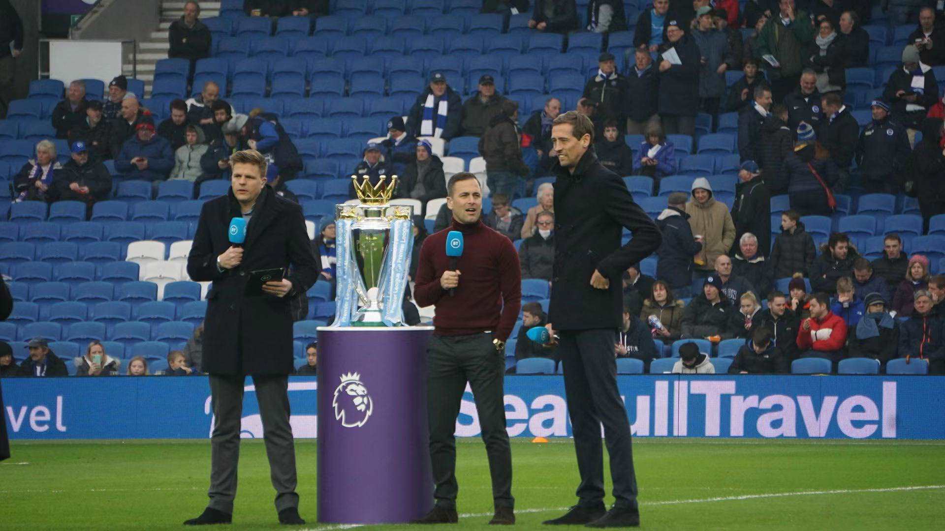 传输速度更 传输速度更