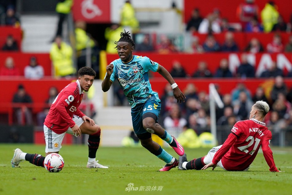 同时也为英 同时也为英