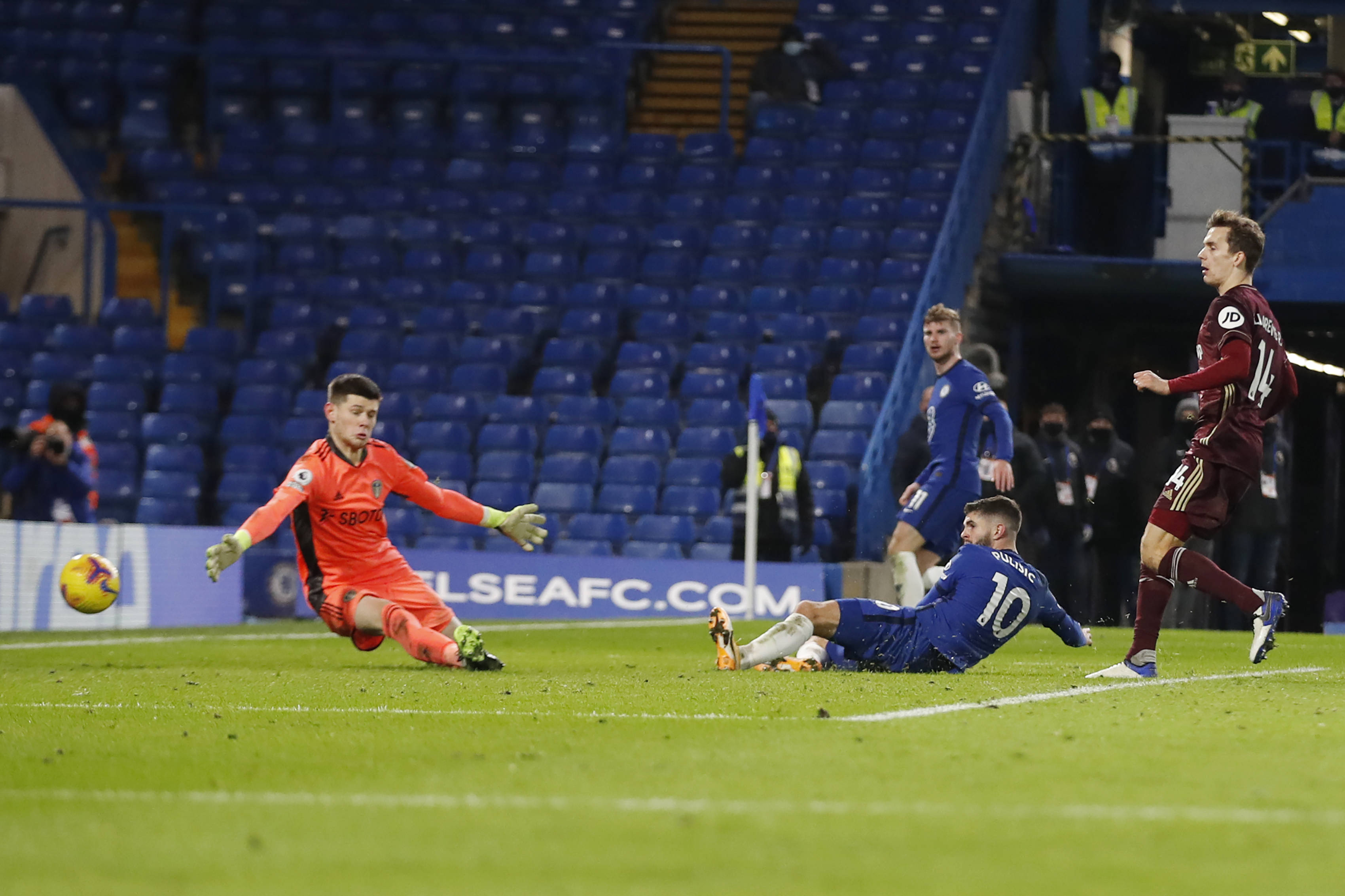 在篮球赛场 在篮球赛场