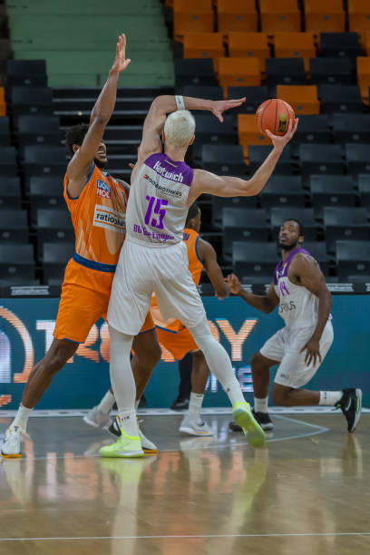 里三位球员 里三位球员